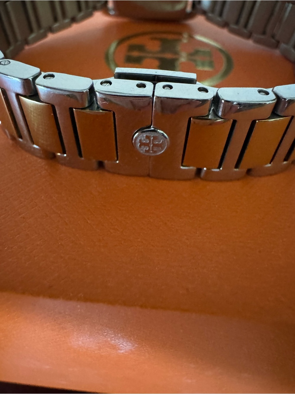 New Tory Burch Ivory/Two-Tone small Kira Watch - Picture 6 of 10